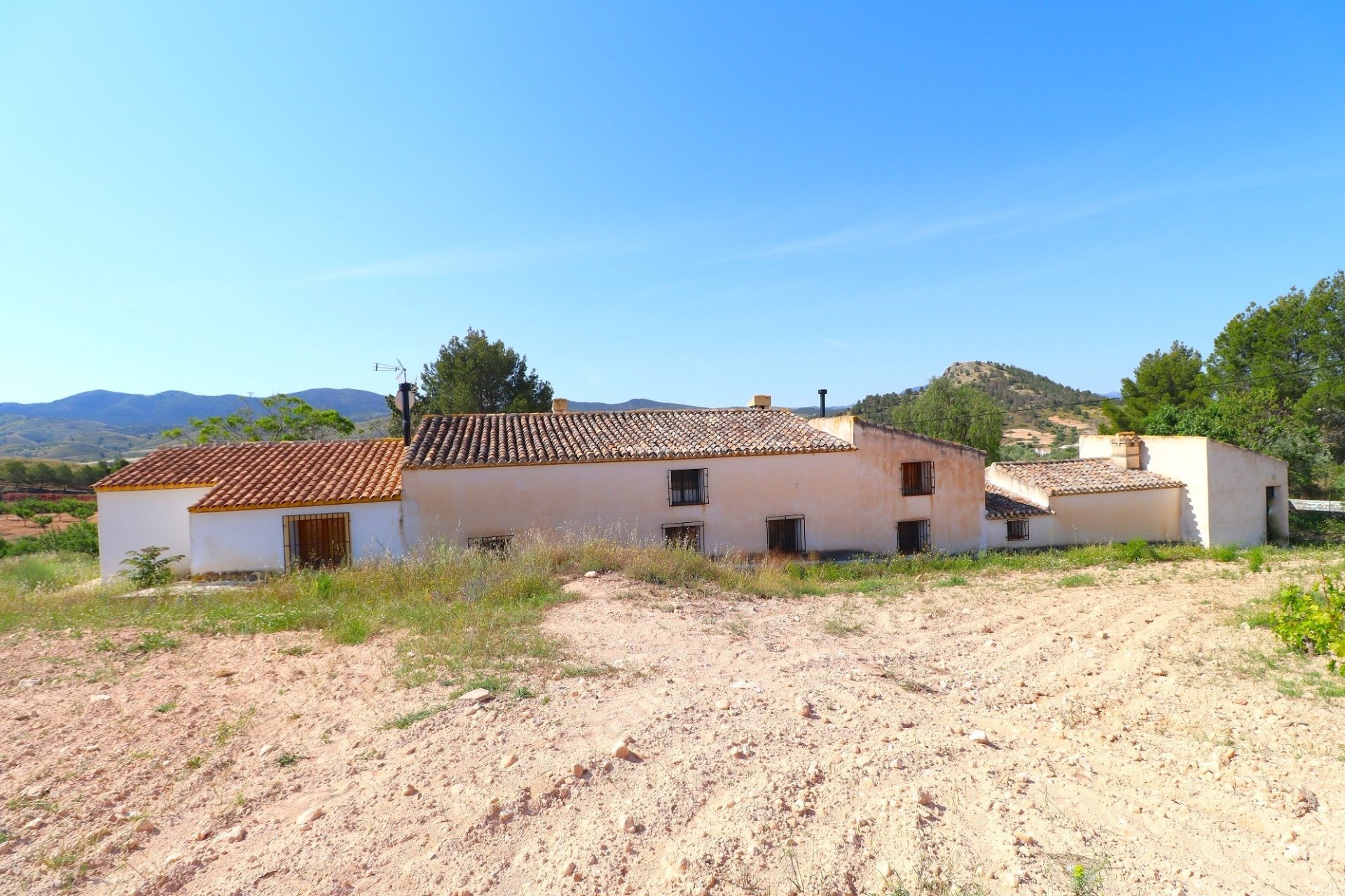 Resale - Cortijo -
Velez-Rubio