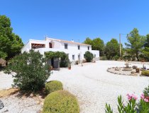 Resale - Cortijo -
Velez-Rubio