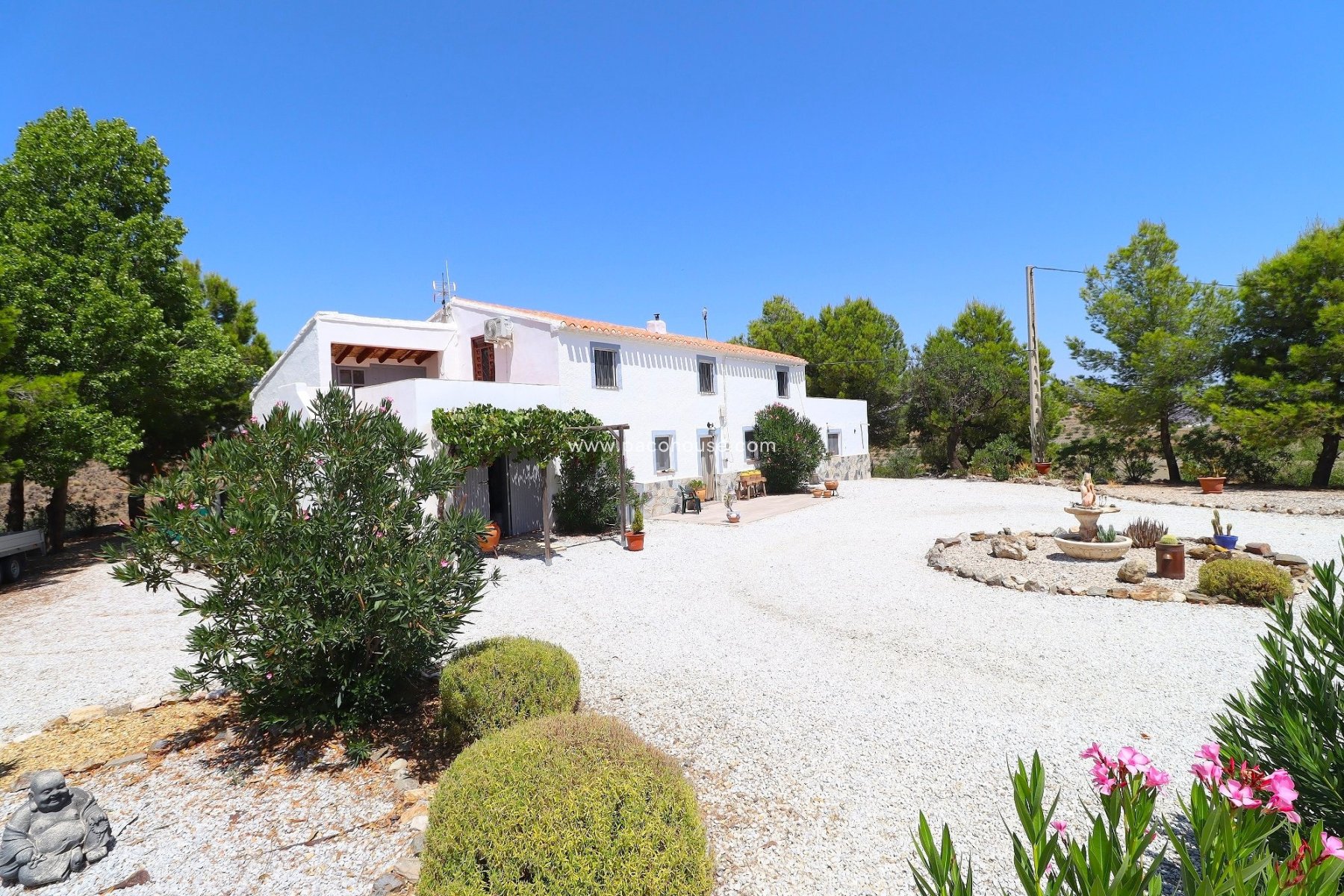 Resale - Cortijo -
Velez-Rubio