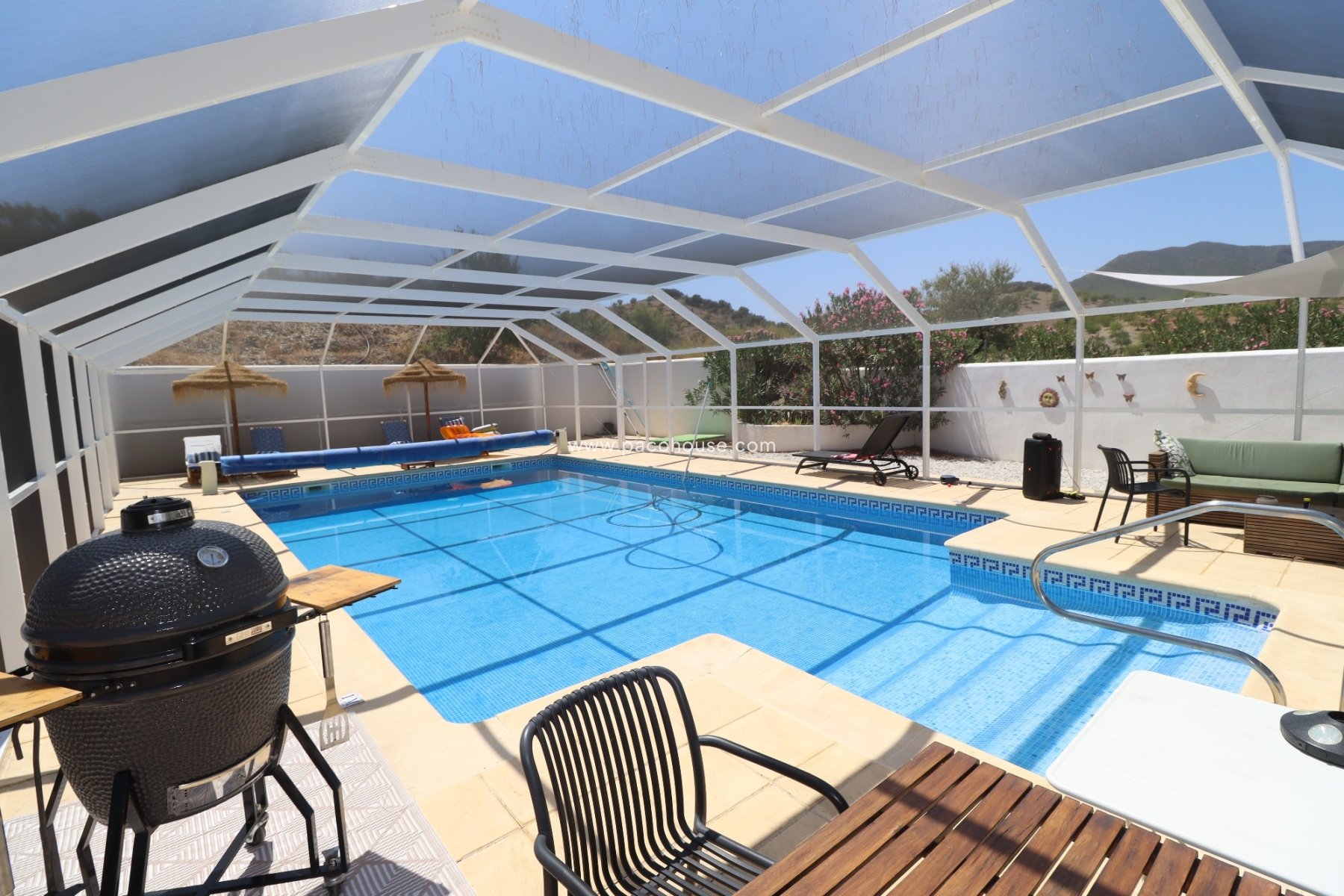 Resale - Cortijo -
Velez-Rubio