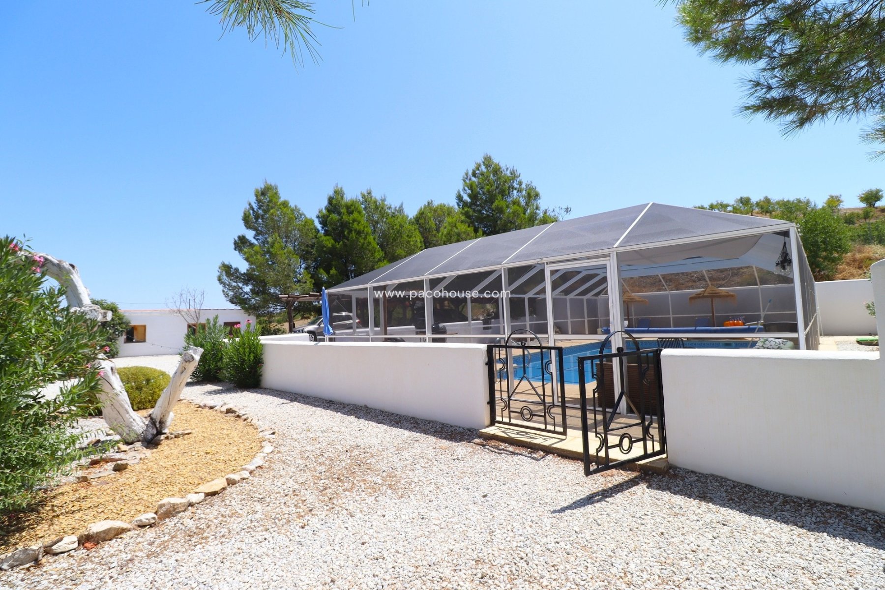 Resale - Cortijo -
Velez-Rubio