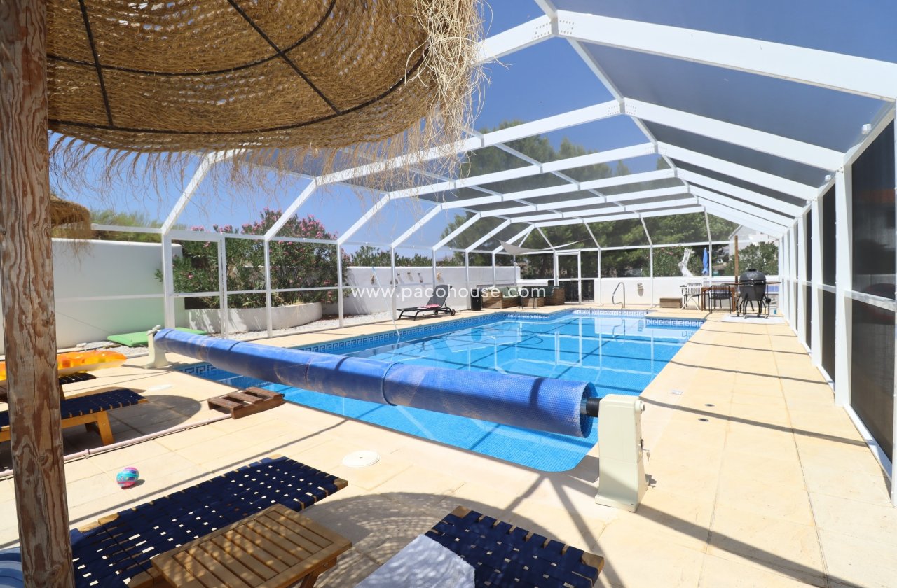 Resale - Cortijo -
Velez-Rubio