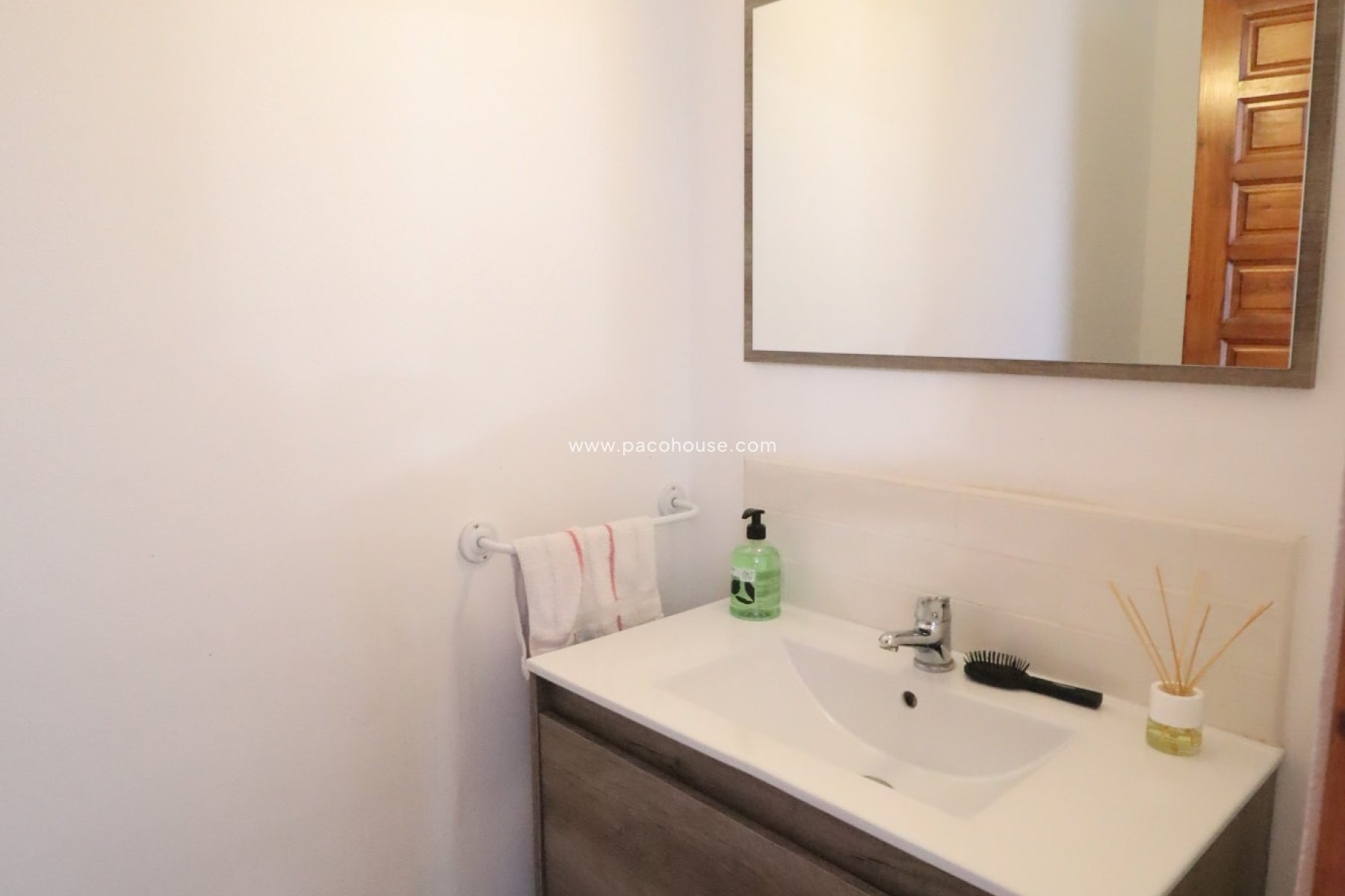 Resale - Cortijo -
Velez-Rubio