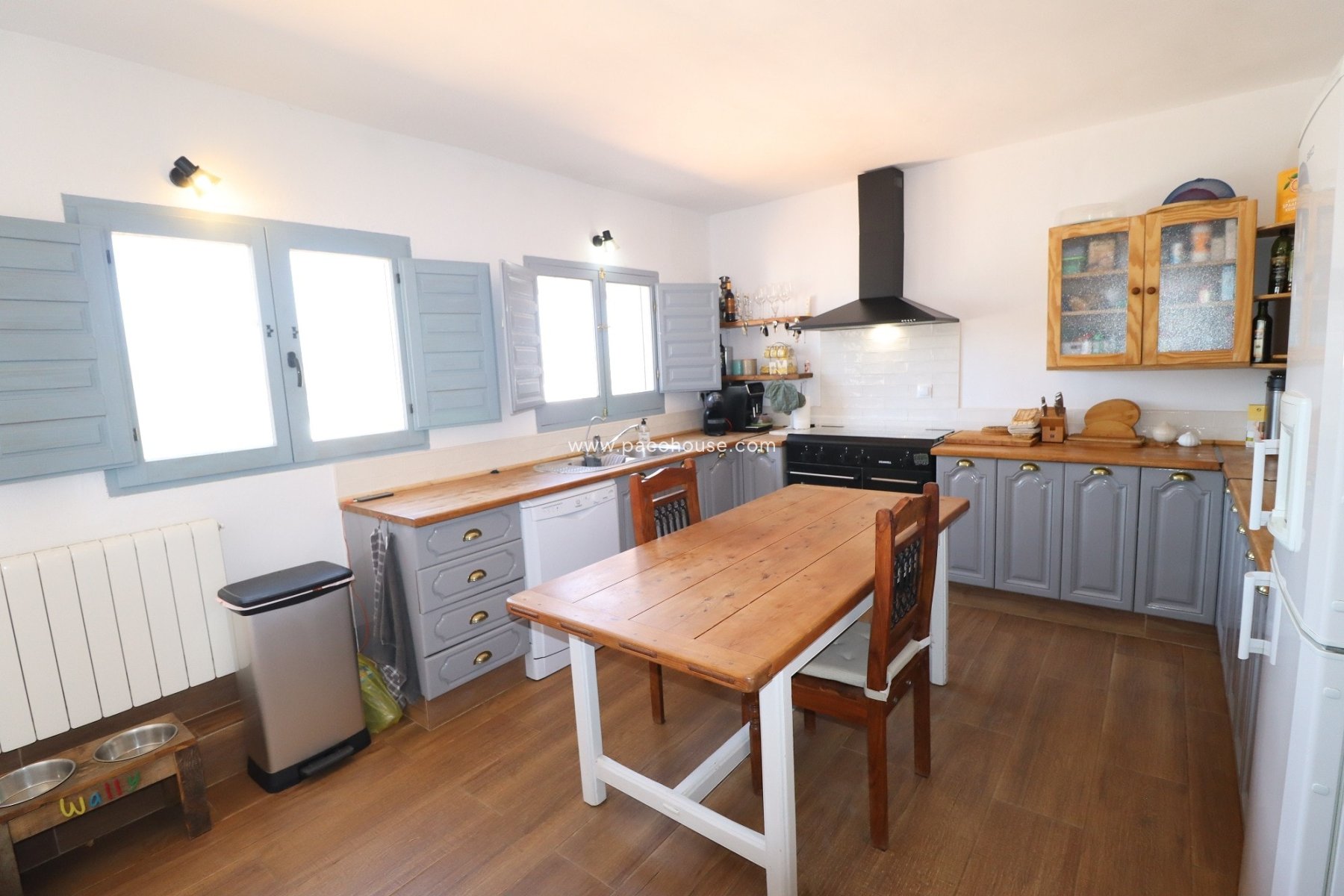 Resale - Cortijo -
Velez-Rubio