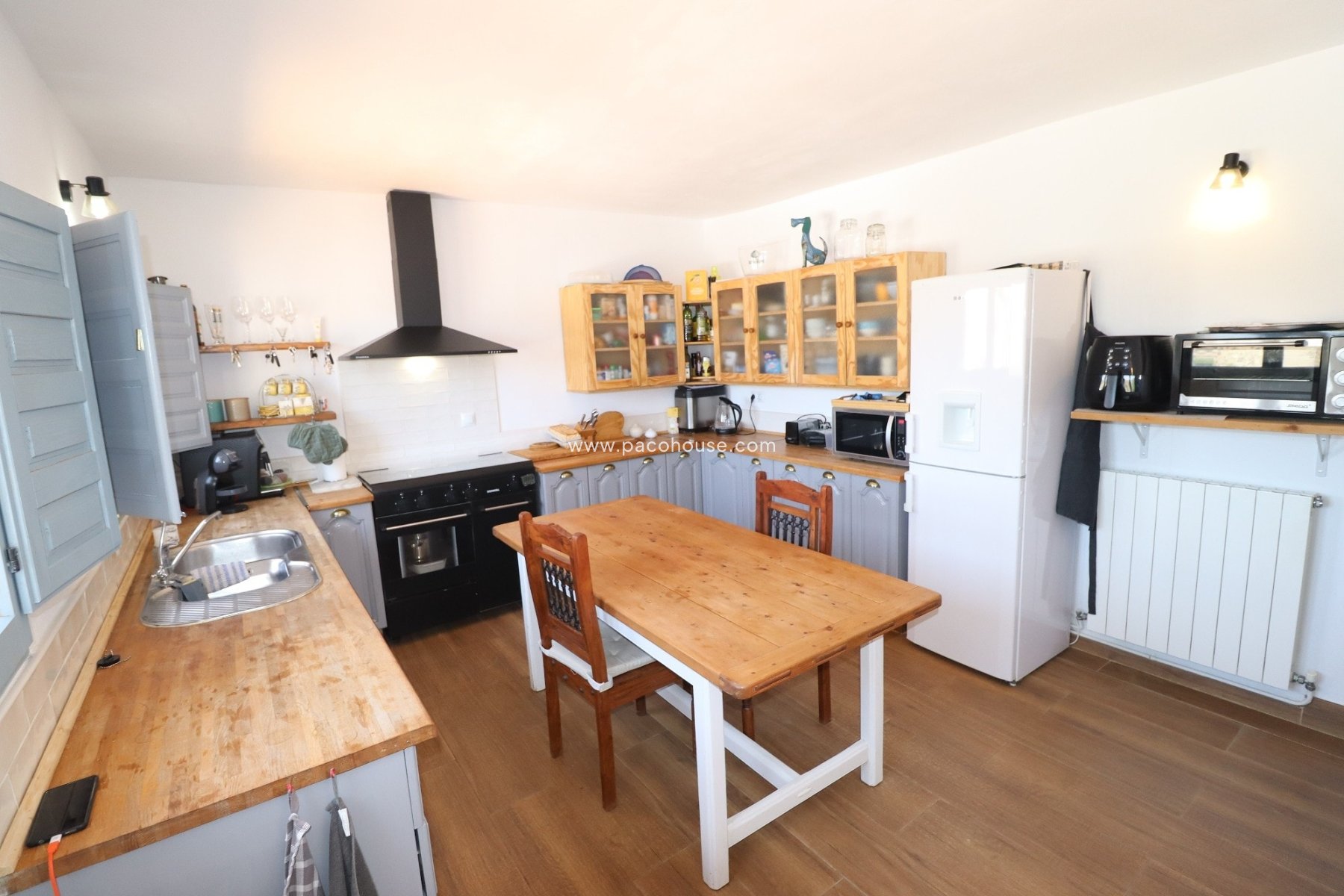 Resale - Cortijo -
Velez-Rubio