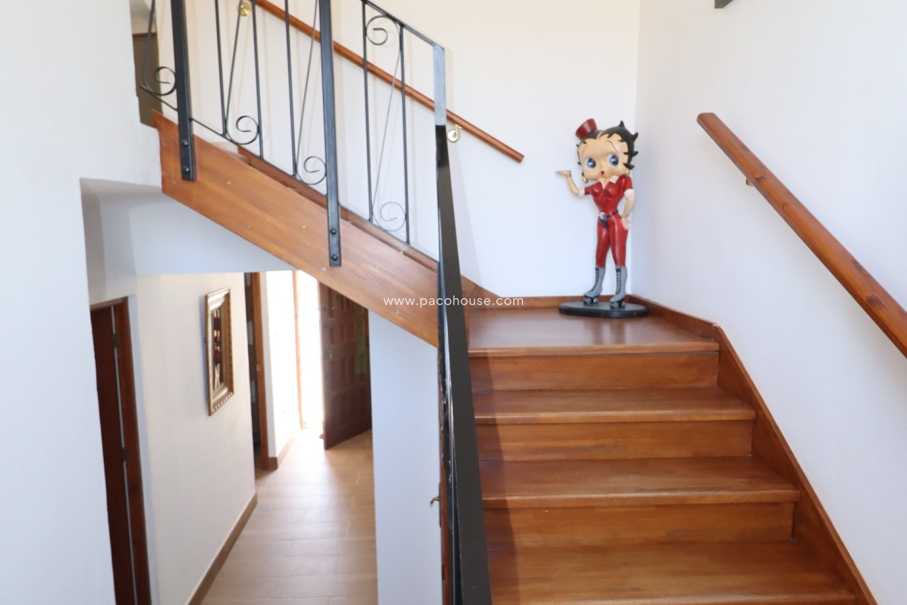 Resale - Cortijo -
Velez-Rubio