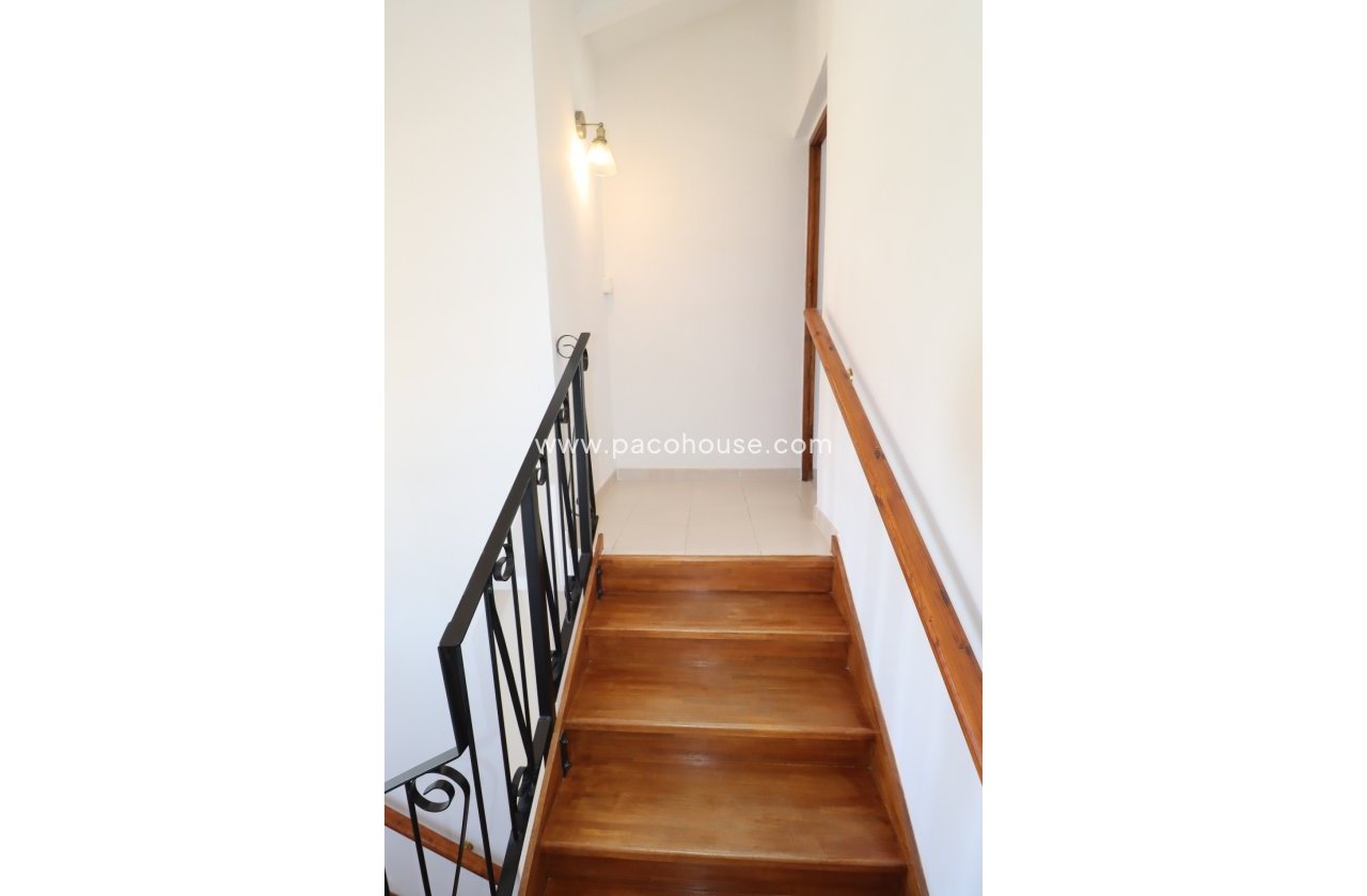 Resale - Cortijo -
Velez-Rubio