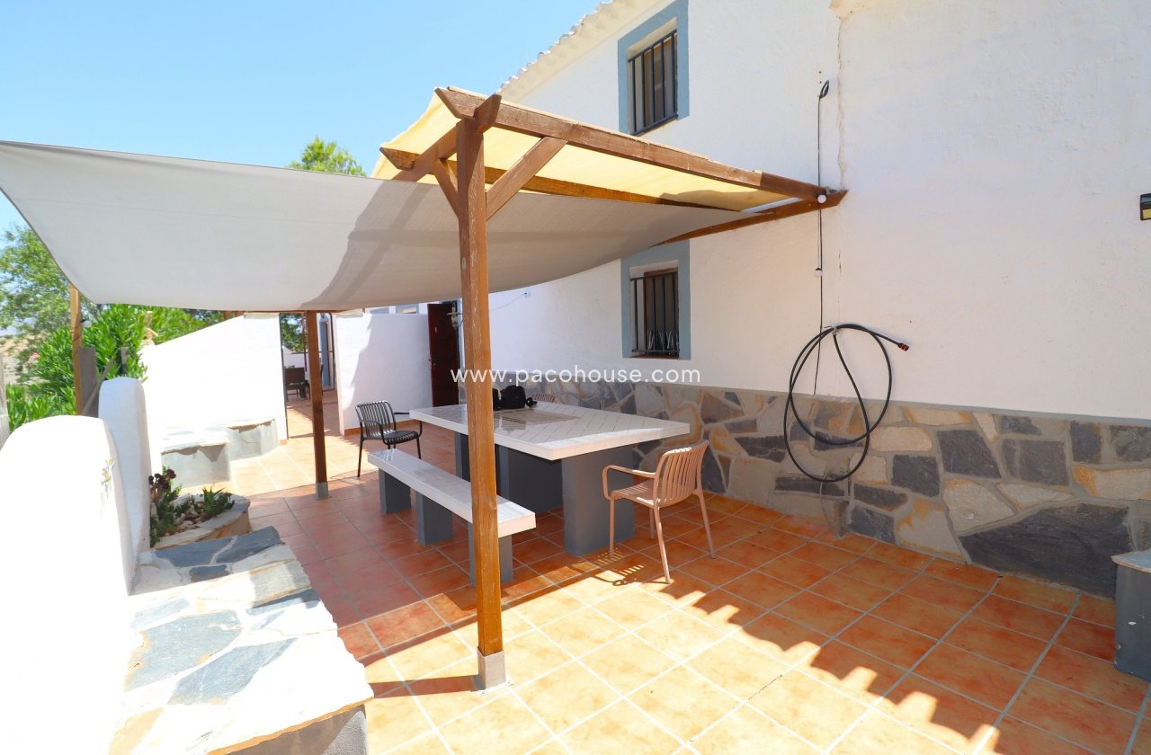 Resale - Cortijo -
Velez-Rubio