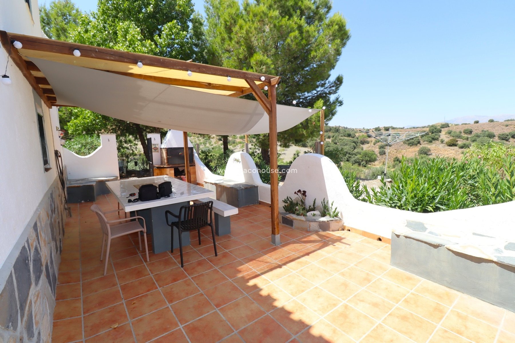 Resale - Cortijo -
Velez-Rubio