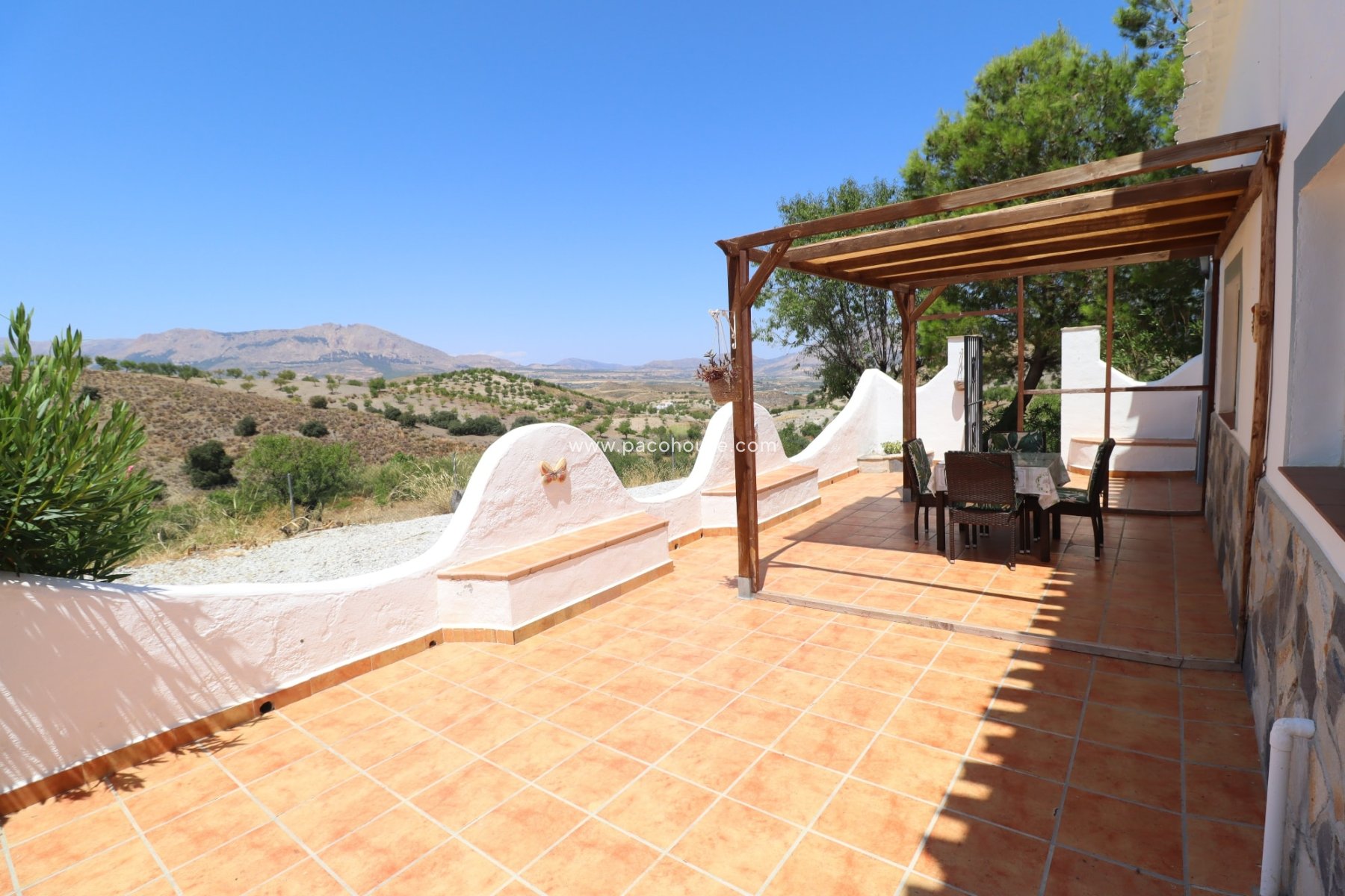 Resale - Cortijo -
Velez-Rubio