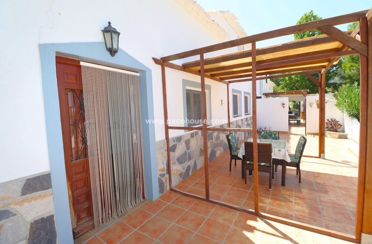 Resale - Cortijo -
Velez-Rubio