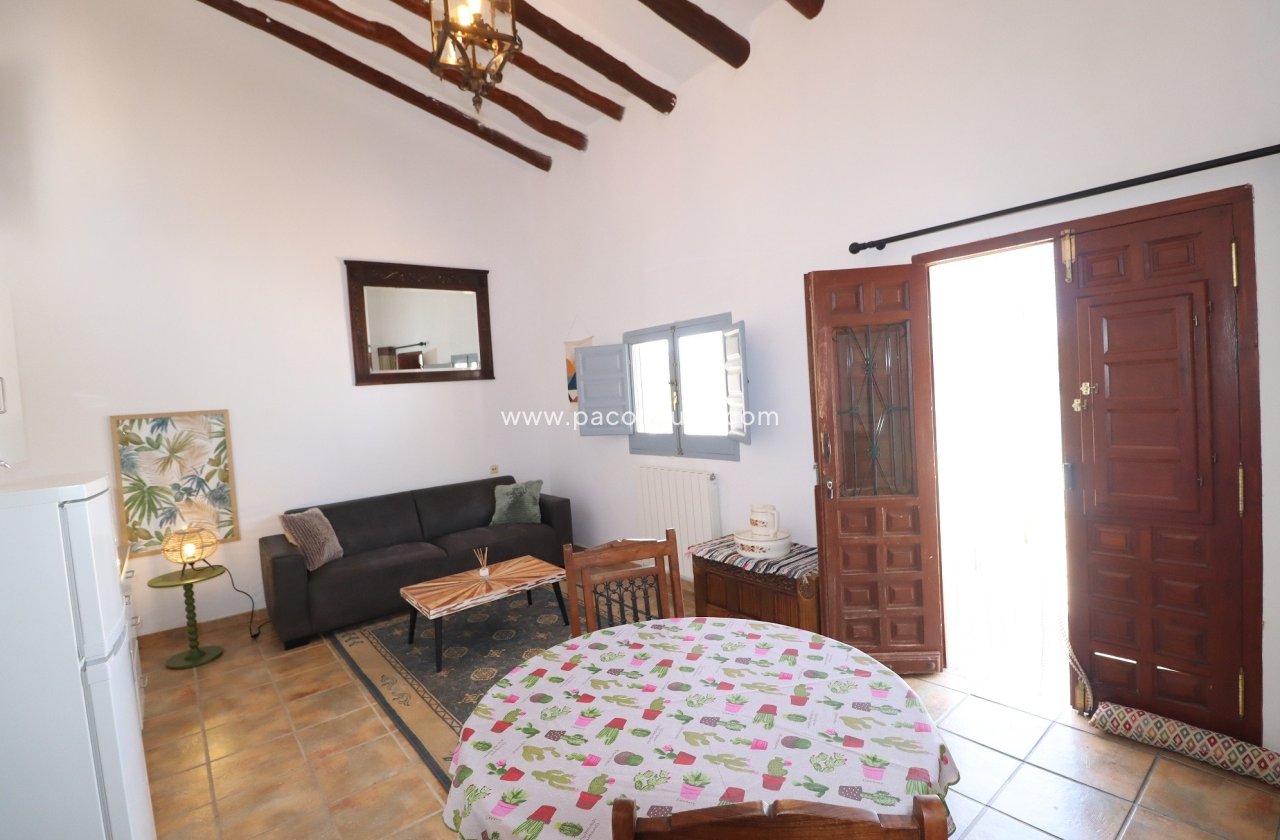 Resale - Cortijo -
Velez-Rubio