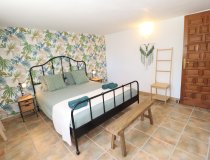 Resale - Cortijo -
Velez-Rubio