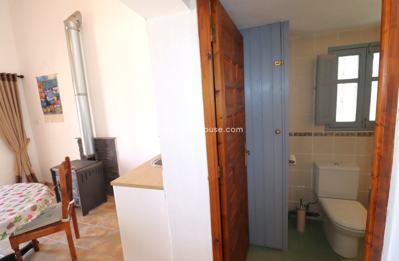 Resale - Cortijo -
Velez-Rubio