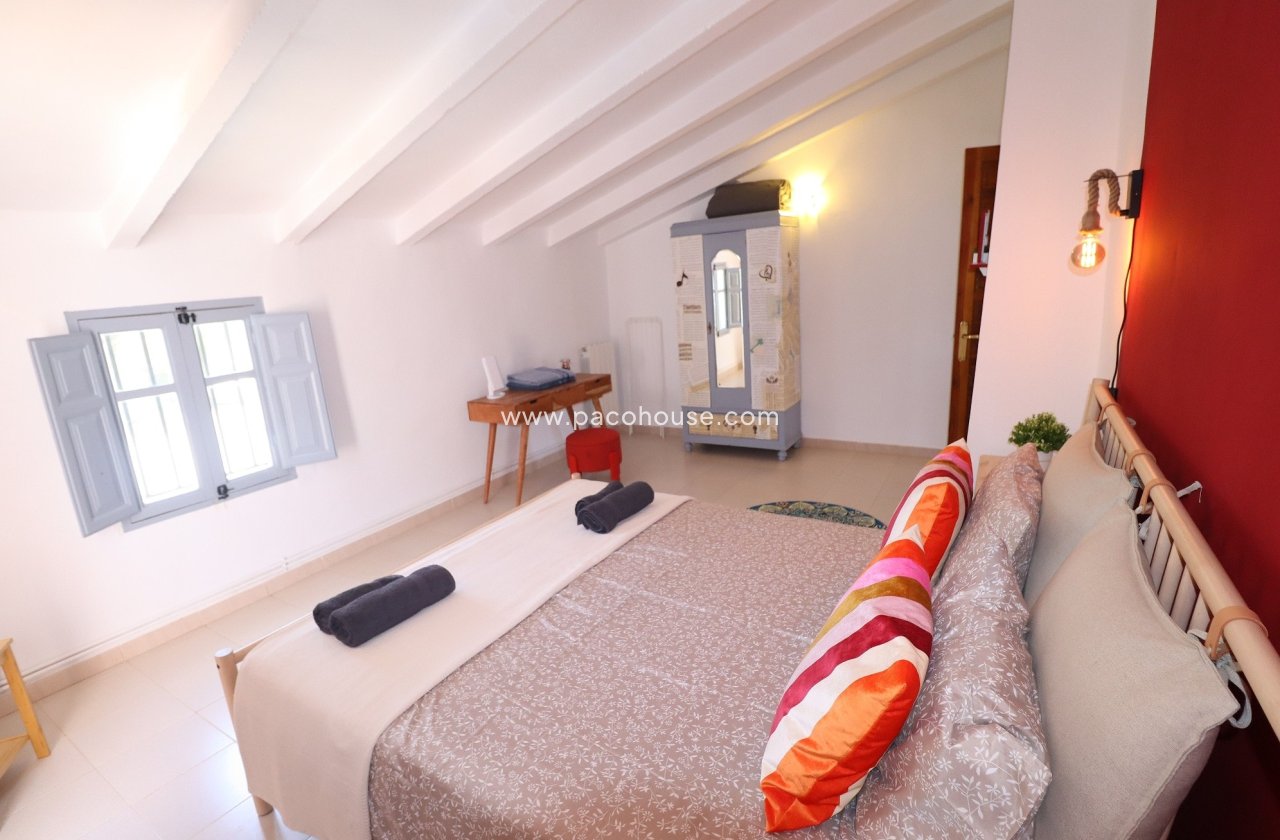 Resale - Cortijo -
Velez-Rubio