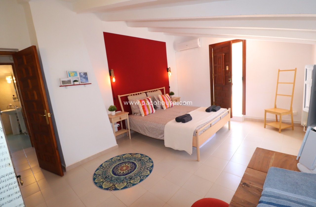 Resale - Cortijo -
Velez-Rubio