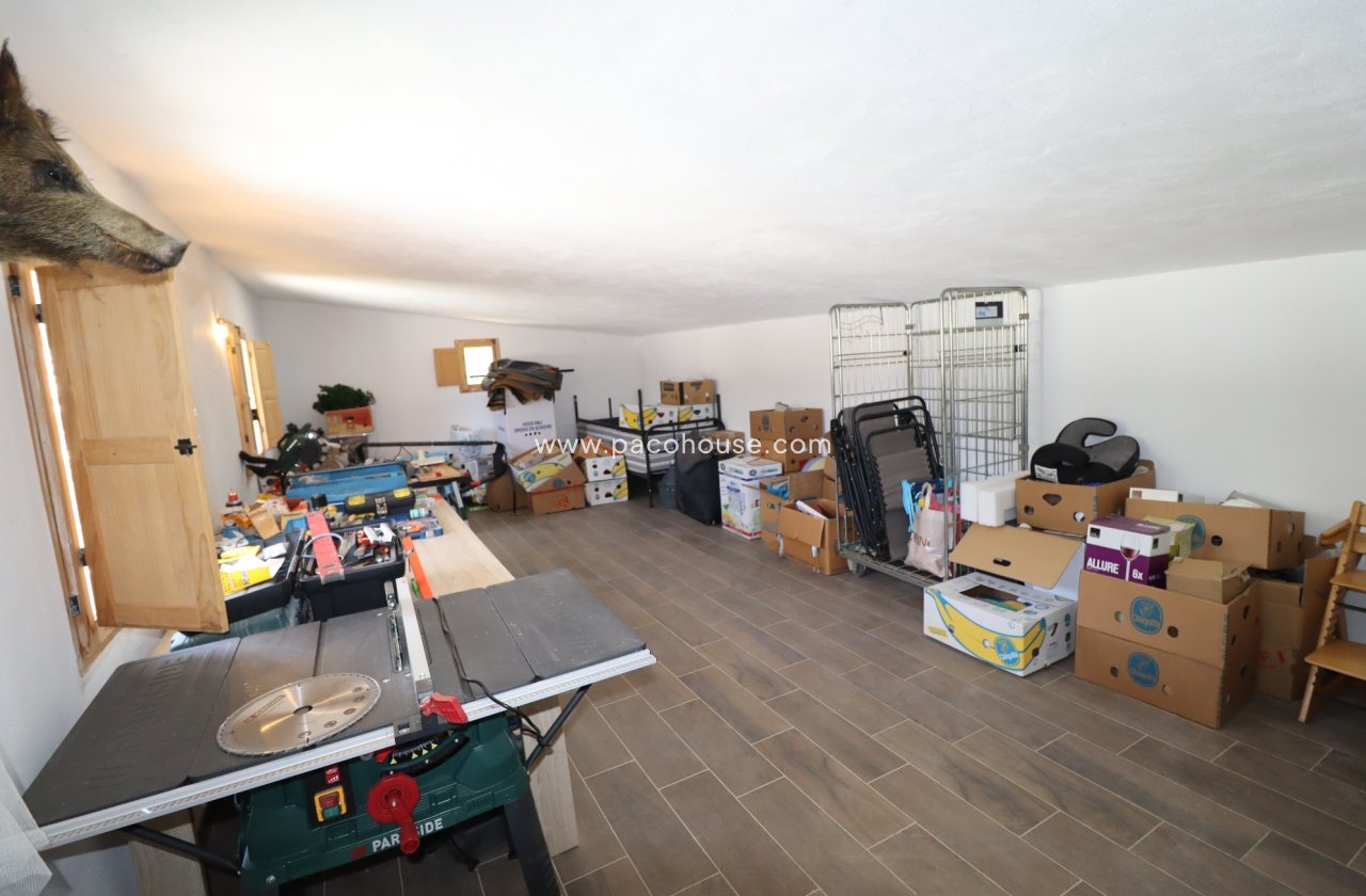 Resale - Cortijo -
Velez-Rubio