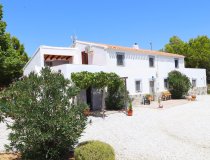 Resale - Cortijo -
Velez-Rubio