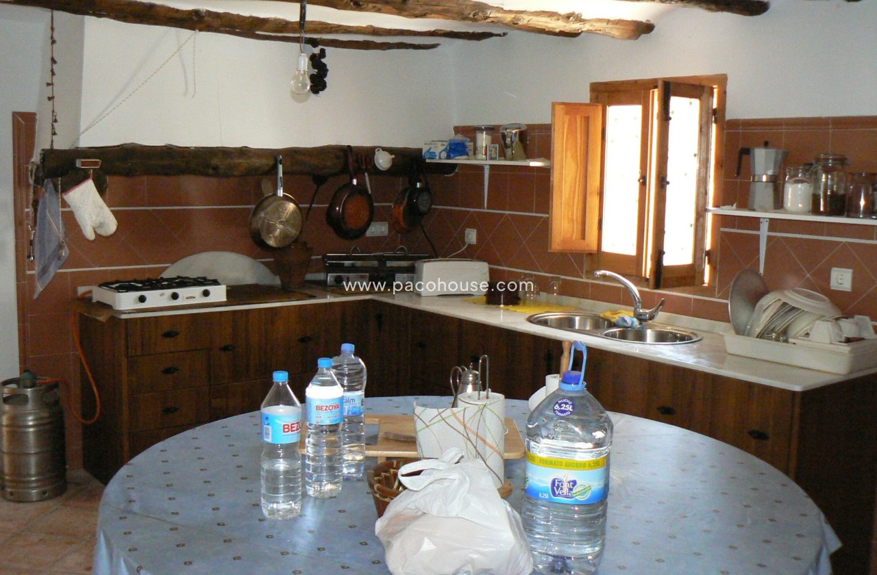 Resale - Cortijo -
Zarzalico