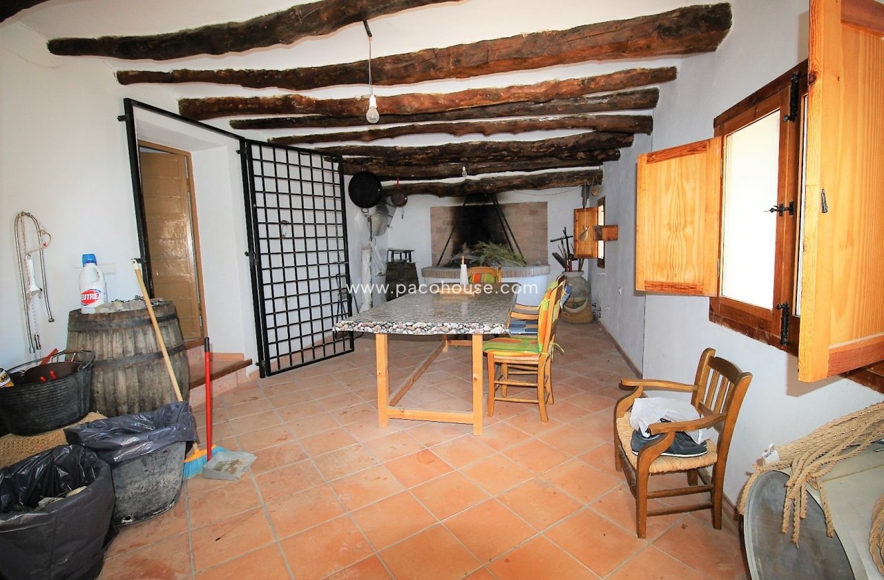 Resale - Cortijo -
Zarzalico