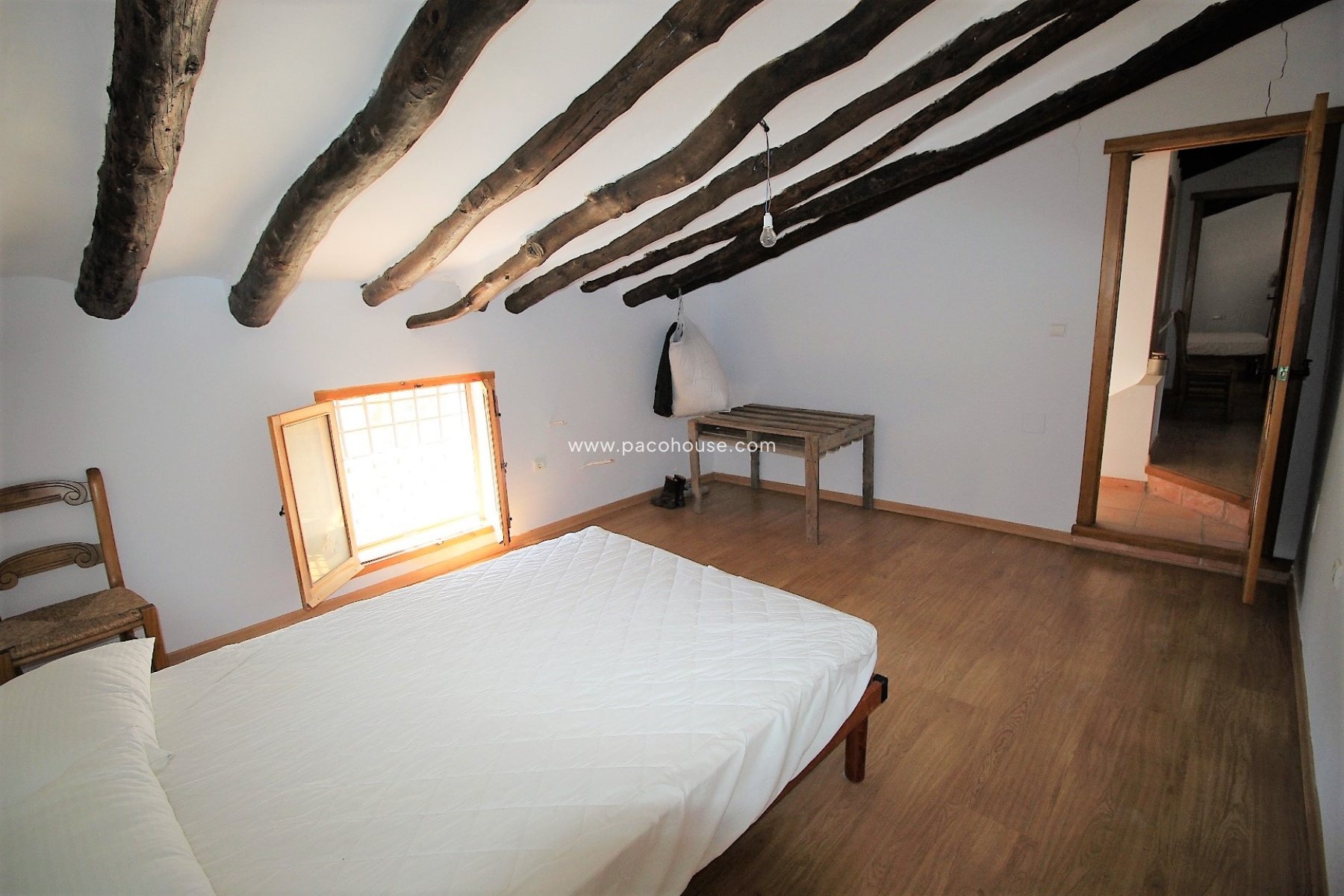 Resale - Cortijo -
Zarzalico