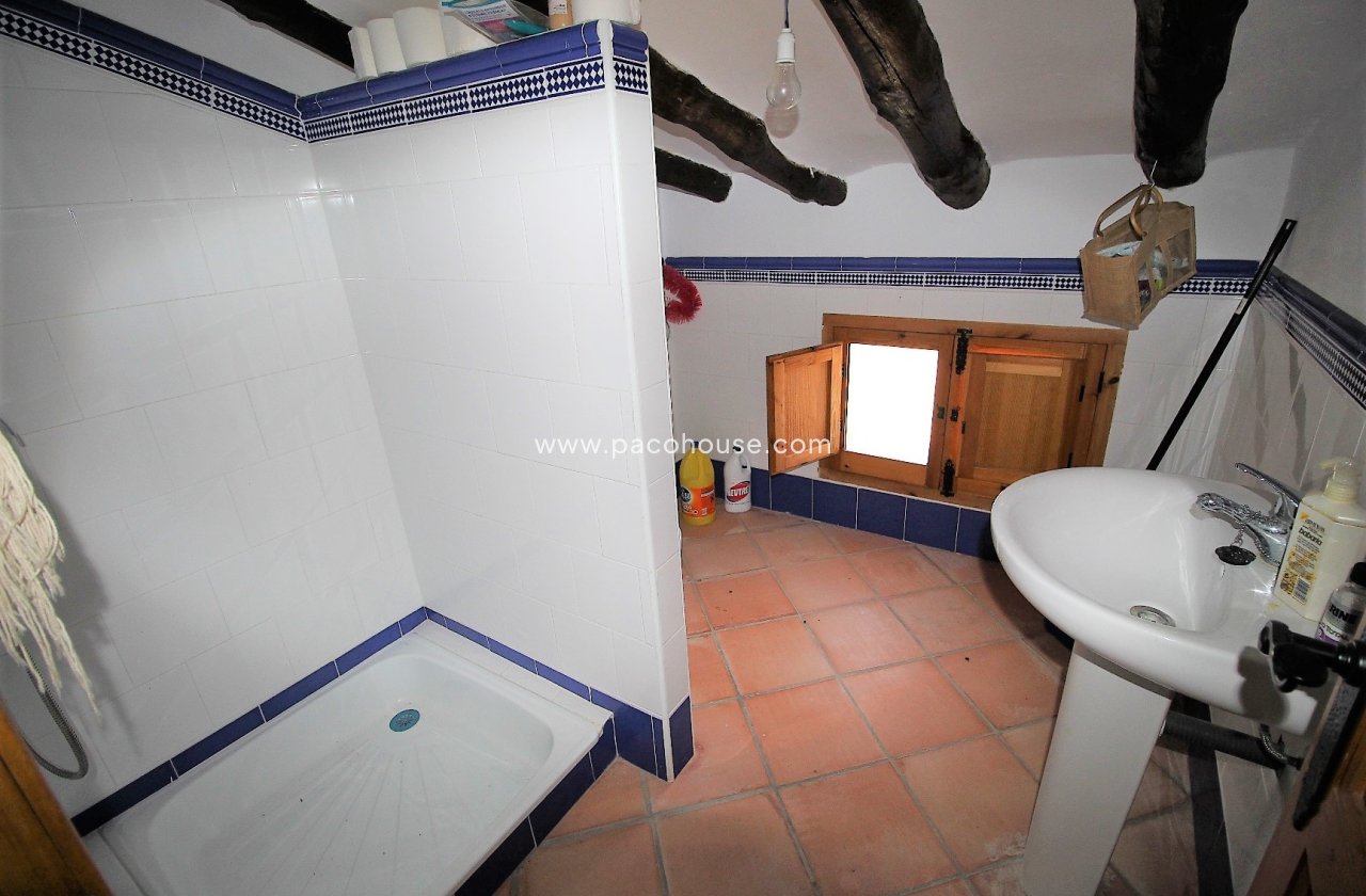 Resale - Cortijo -
Zarzalico