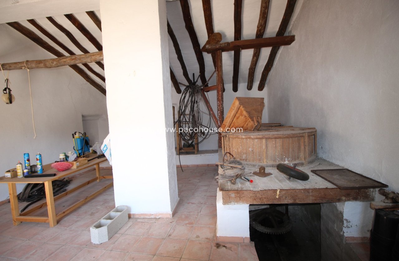 Resale - Cortijo -
Zarzalico