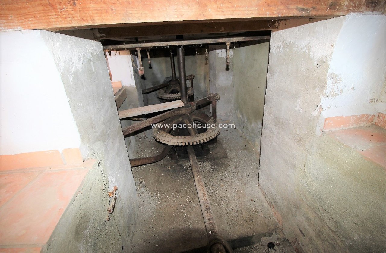 Resale - Cortijo -
Zarzalico