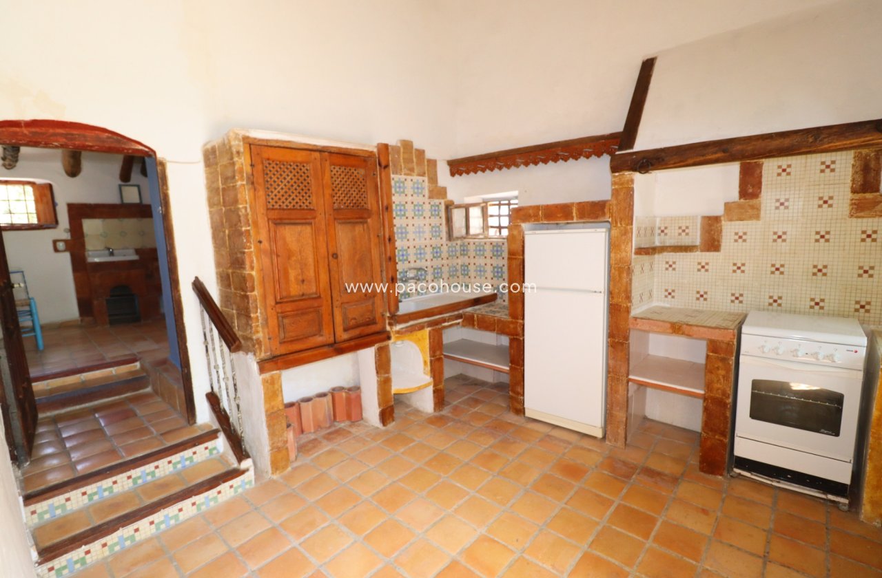 Resale - Cortijo -
Zarzalico