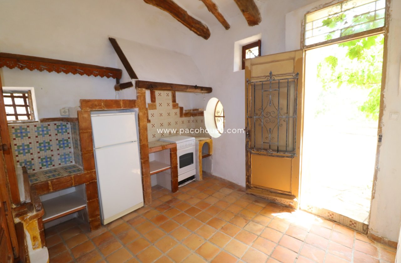 Resale - Cortijo -
Zarzalico