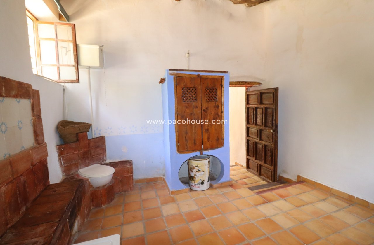 Resale - Cortijo -
Zarzalico