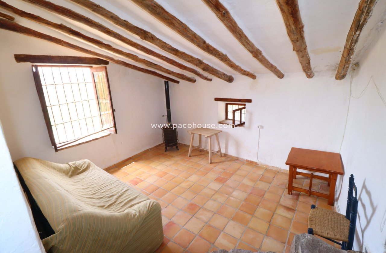 Resale - Cortijo -
Zarzalico