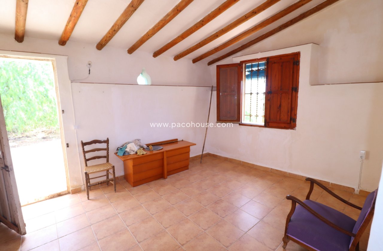 Resale - Cortijo -
Zarzalico