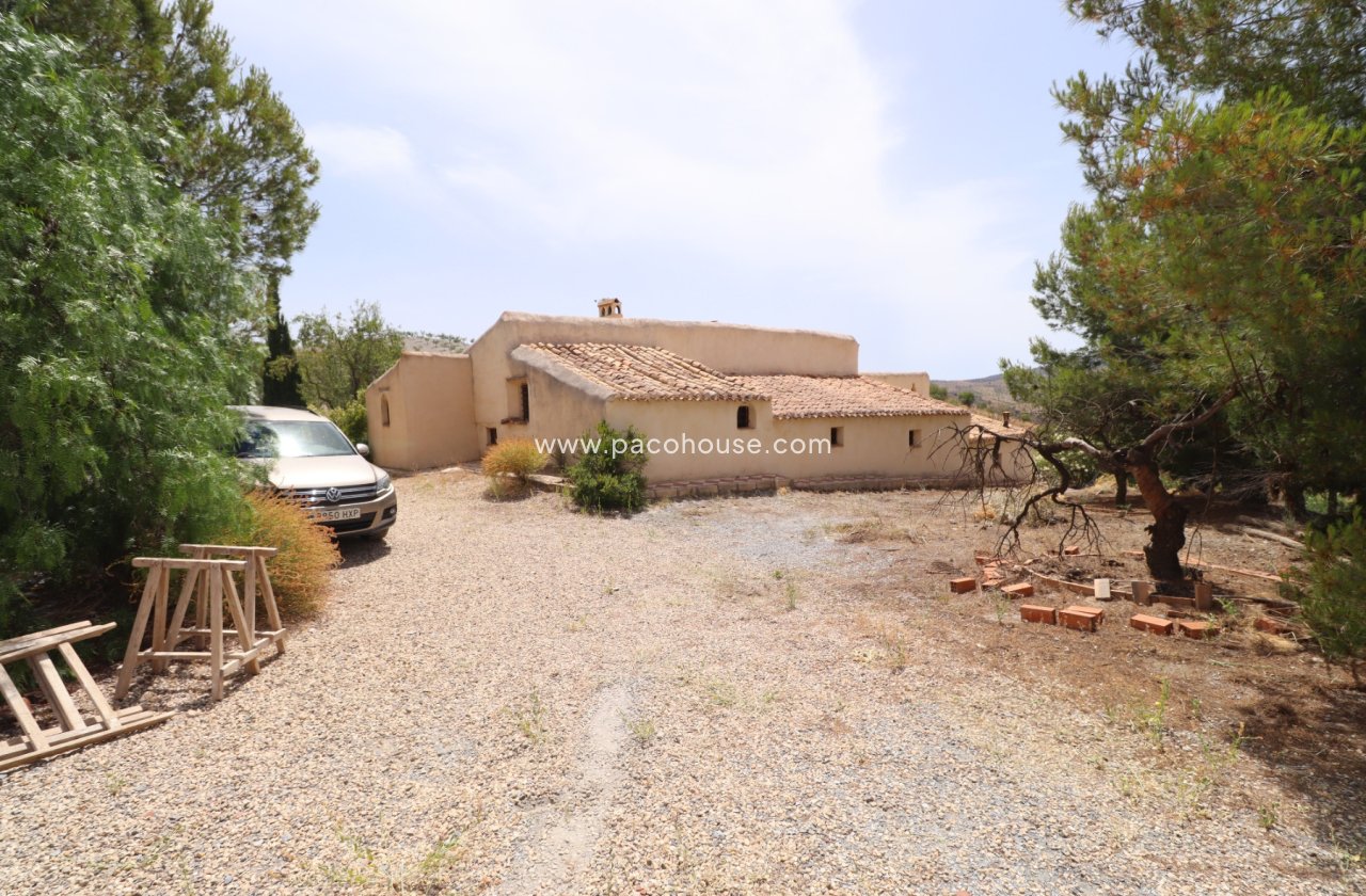 Resale - Cortijo -
Zarzalico