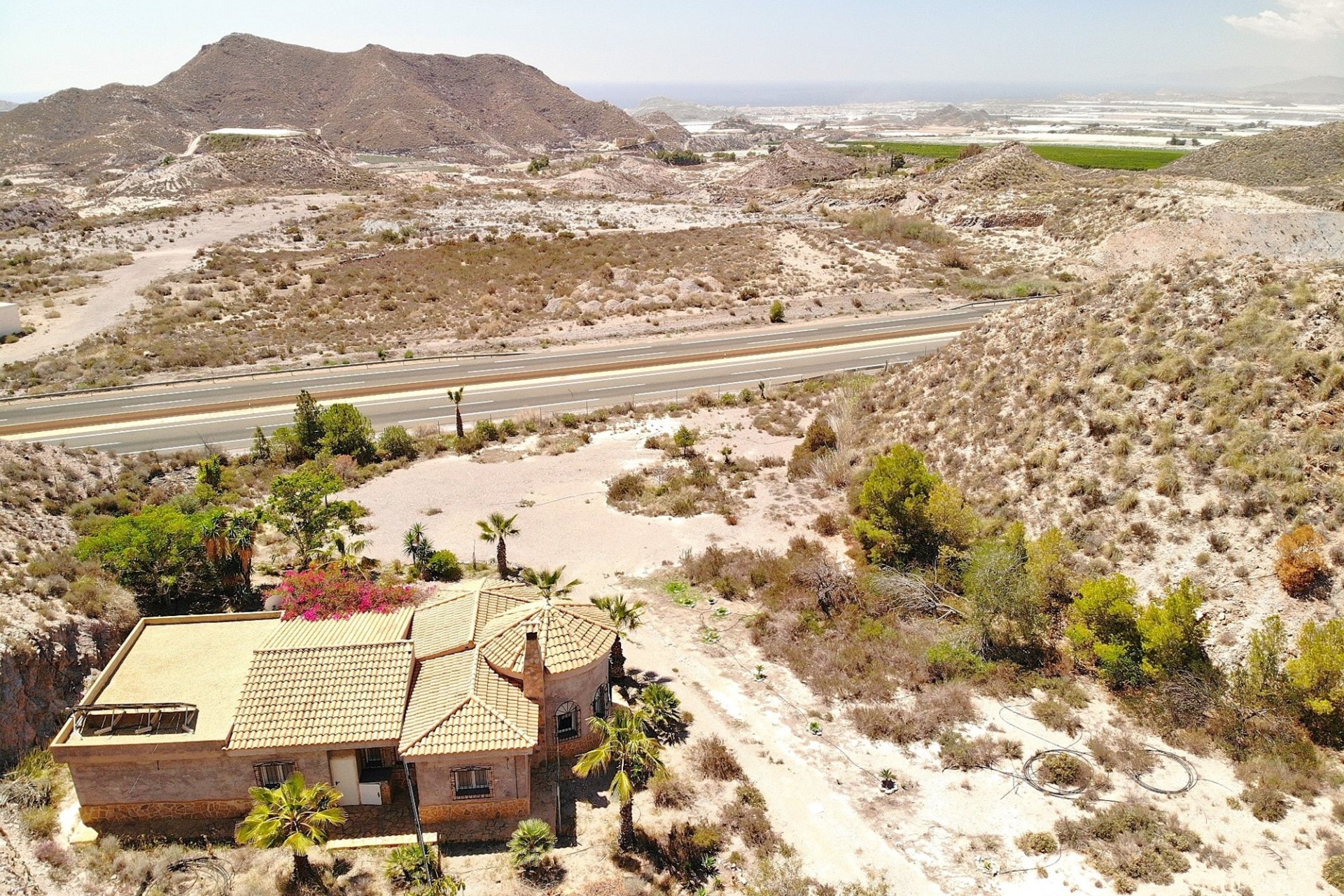 Resale - Country House -
Aguilas