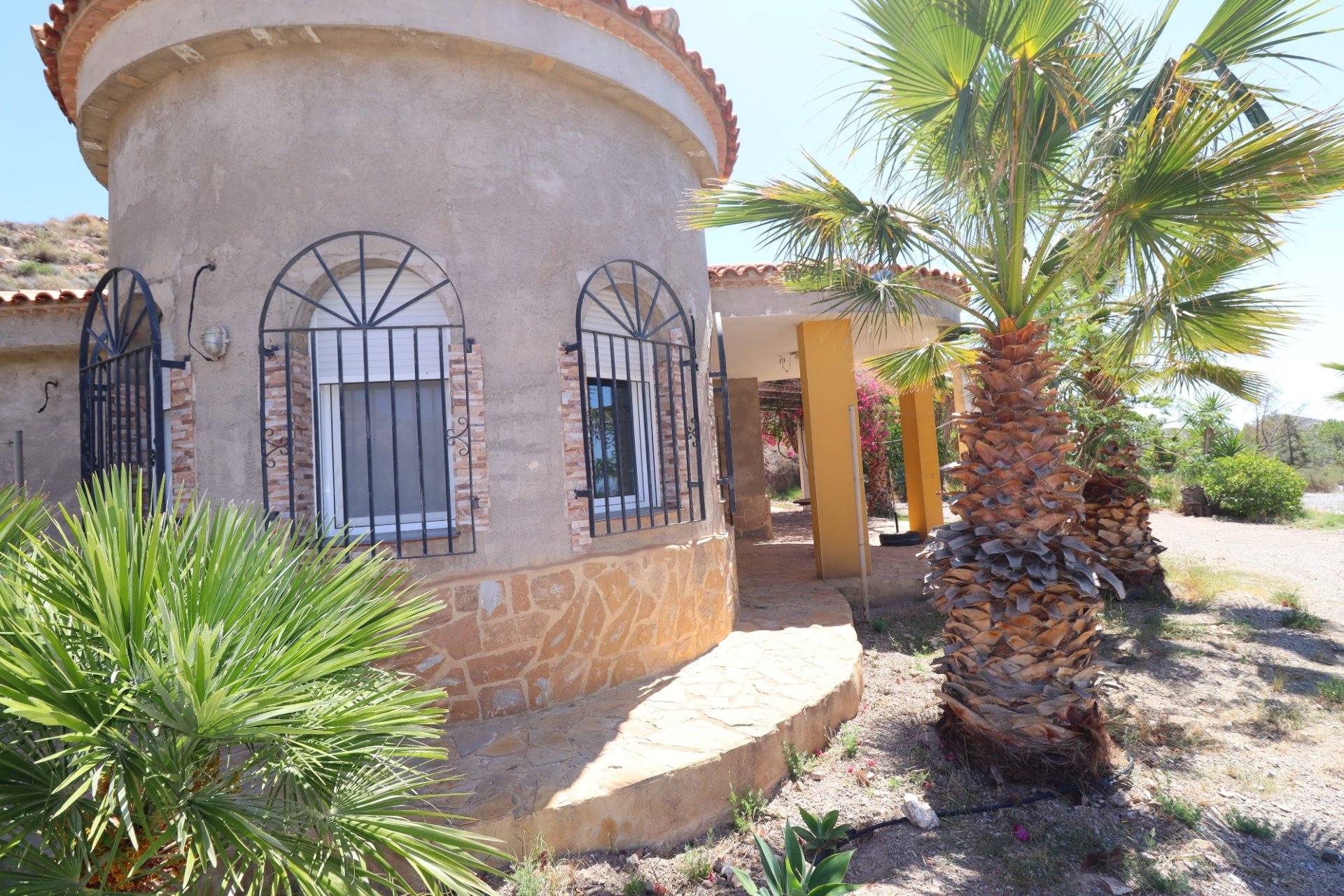 Resale - Country House -
Aguilas