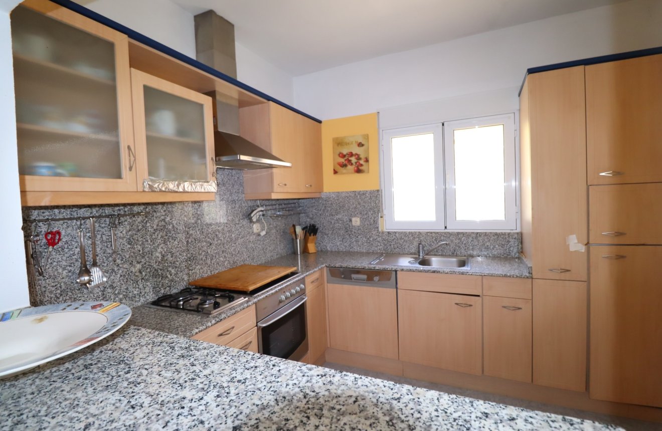 Resale - Country House -
Aguilas