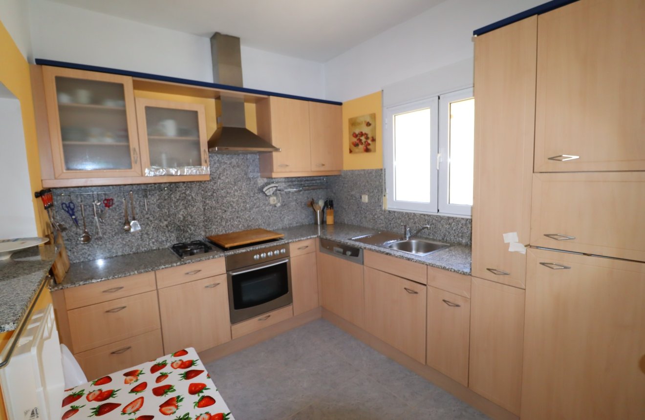 Resale - Country House -
Aguilas