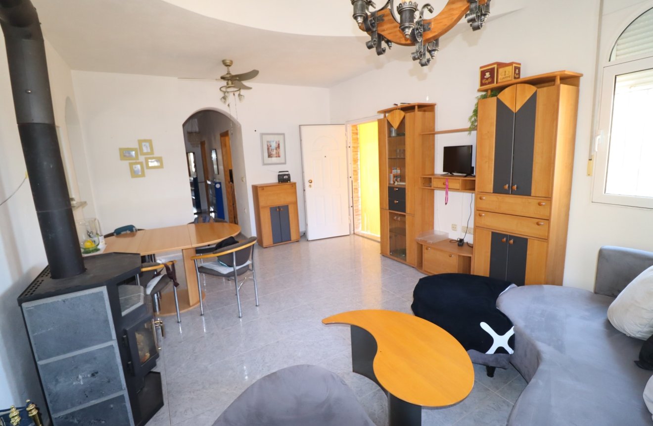 Resale - Country House -
Aguilas