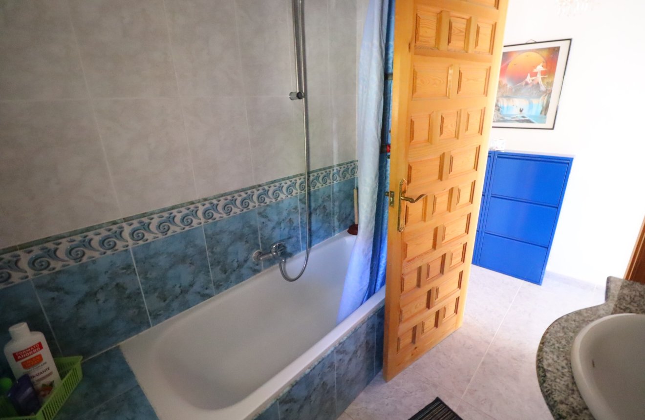 Resale - Country House -
Aguilas