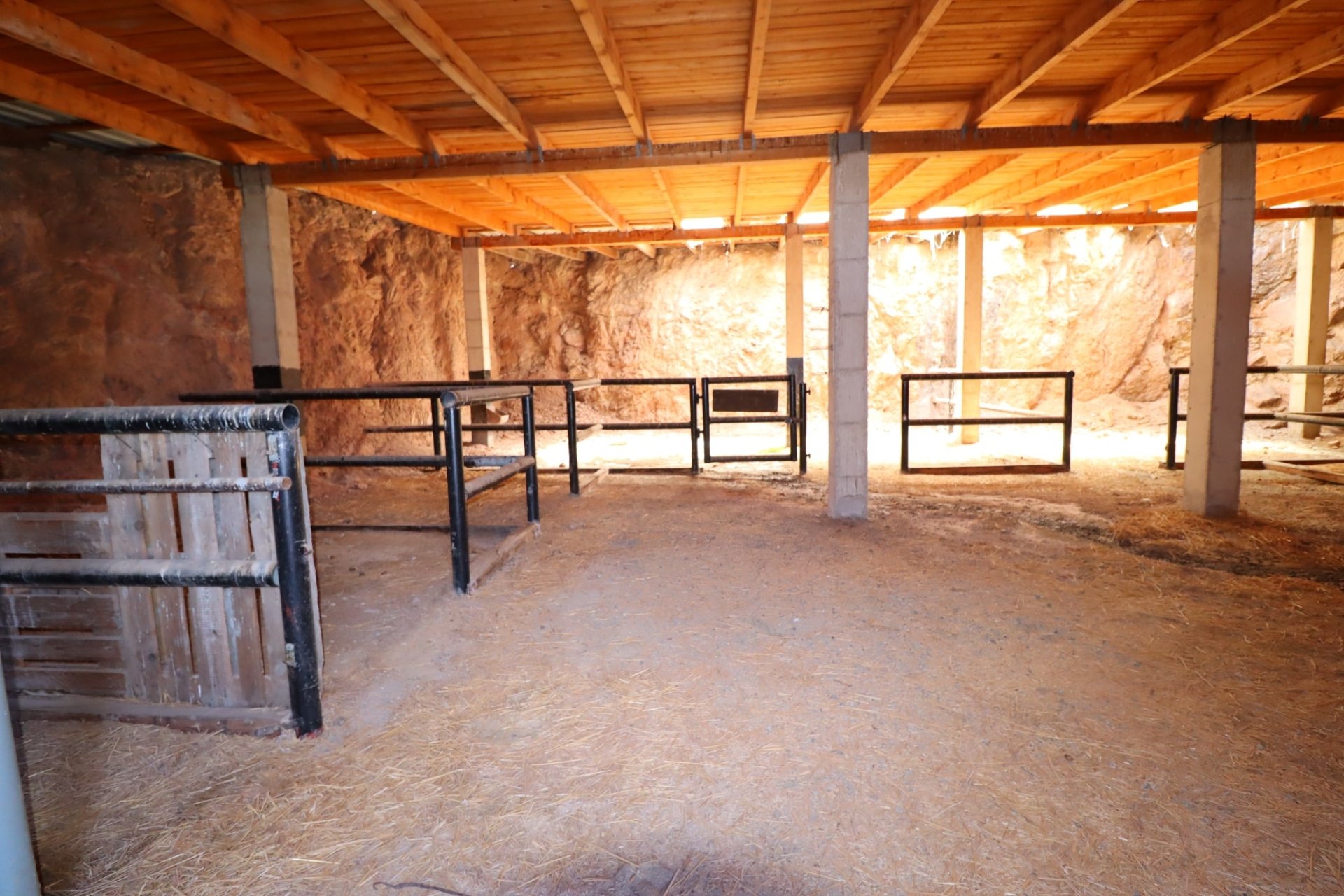 Resale - Country House -
Aguilas