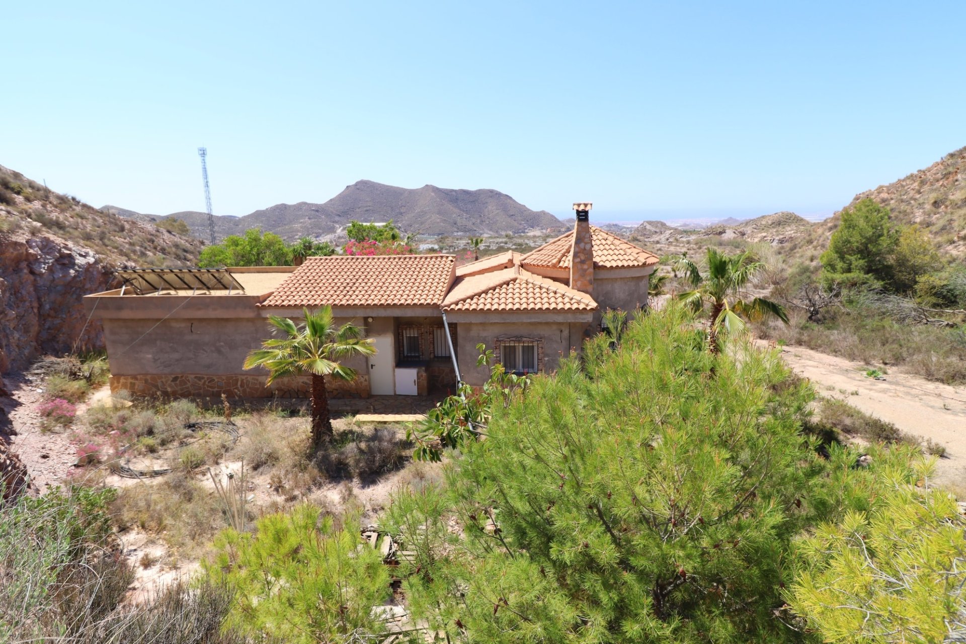 Resale - Country House -
Aguilas