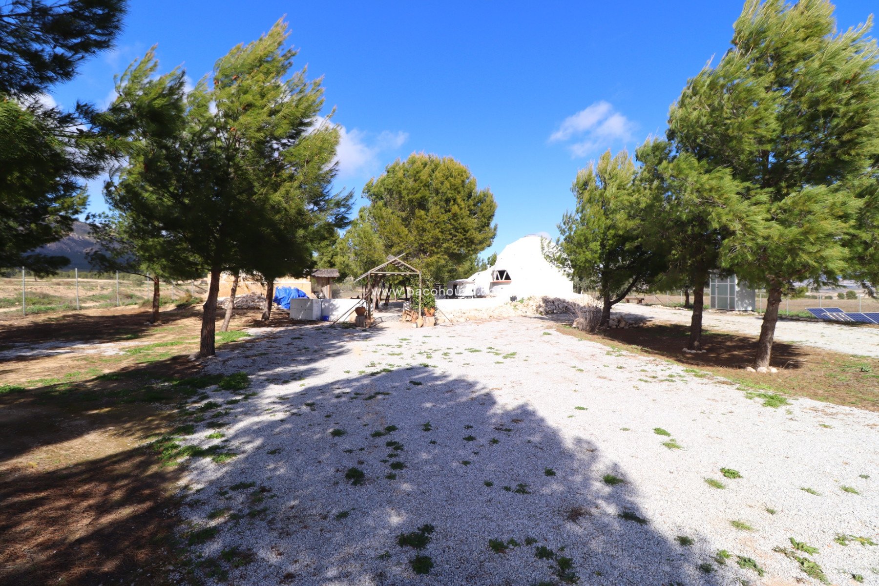 Resale - Country House -
La Parroquia