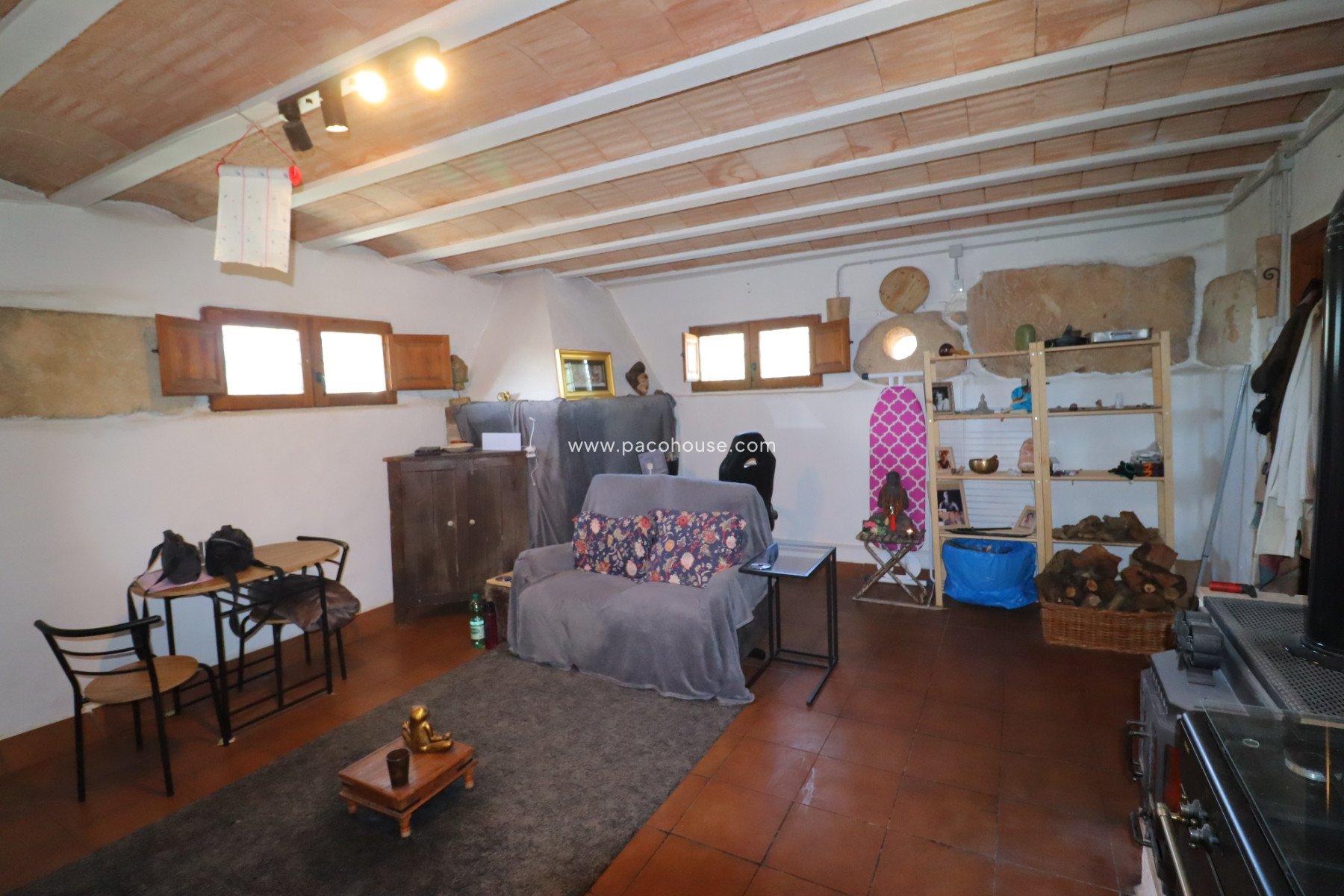 Resale - Country House -
La Parroquia