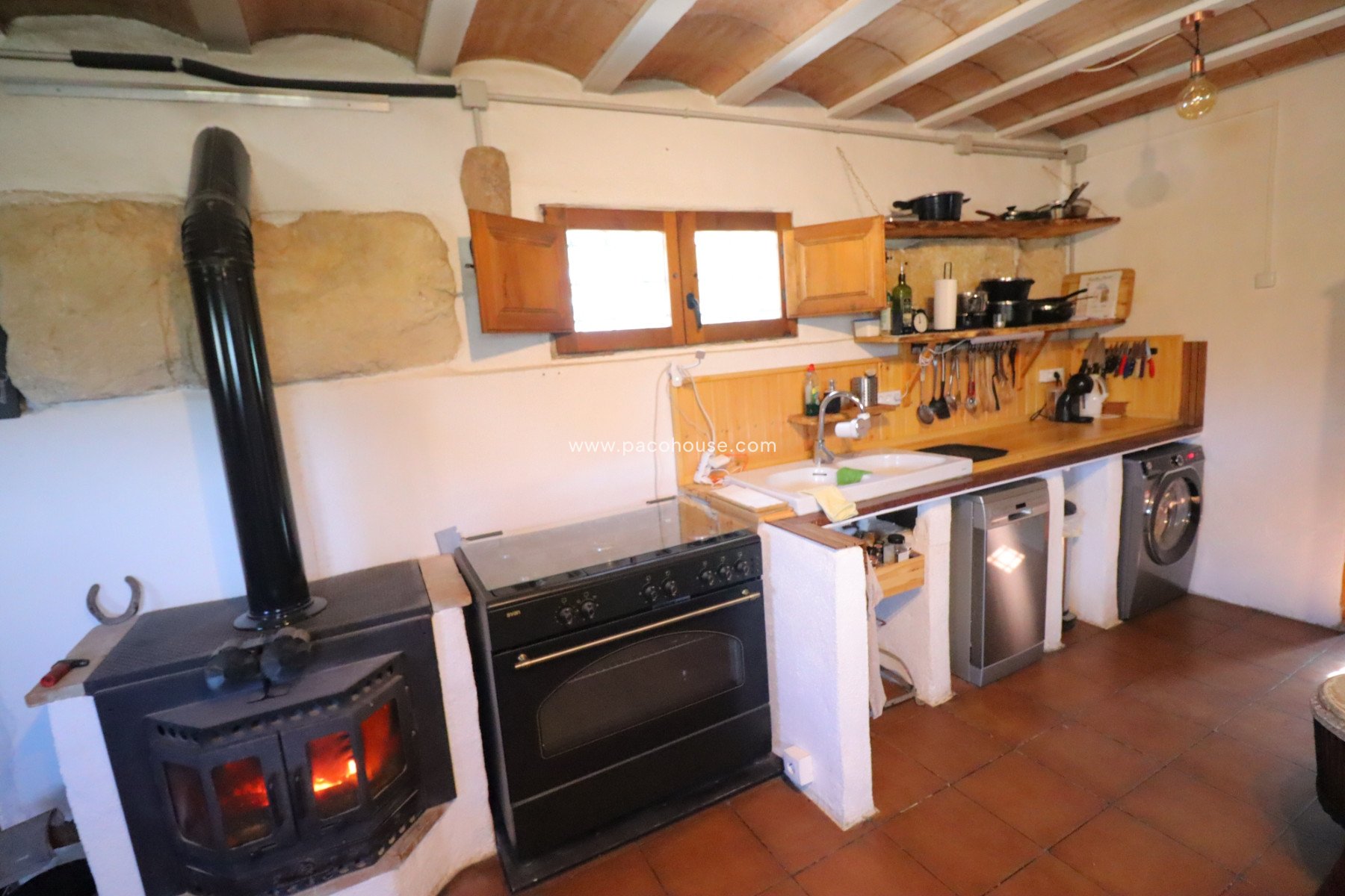 Resale - Country House -
La Parroquia