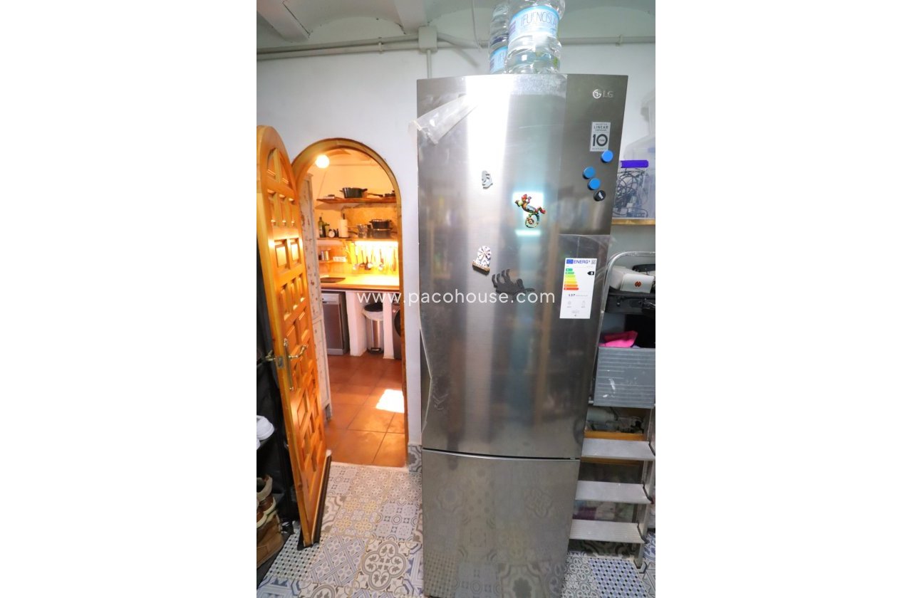 Resale - Country House -
La Parroquia