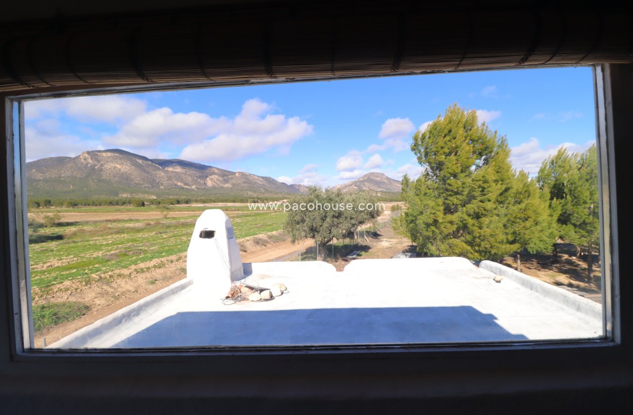 Resale - Country House -
La Parroquia