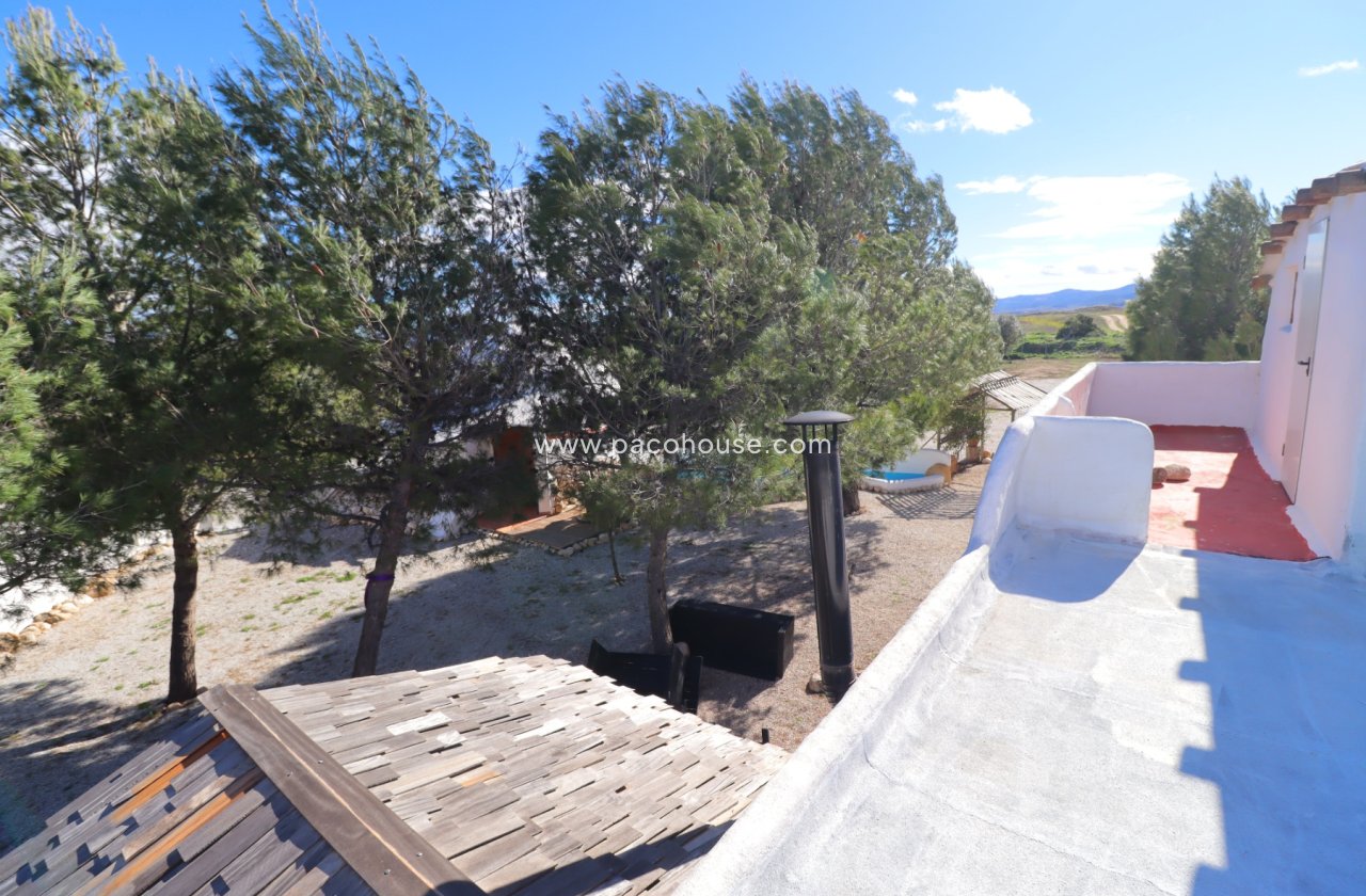 Resale - Country House -
La Parroquia