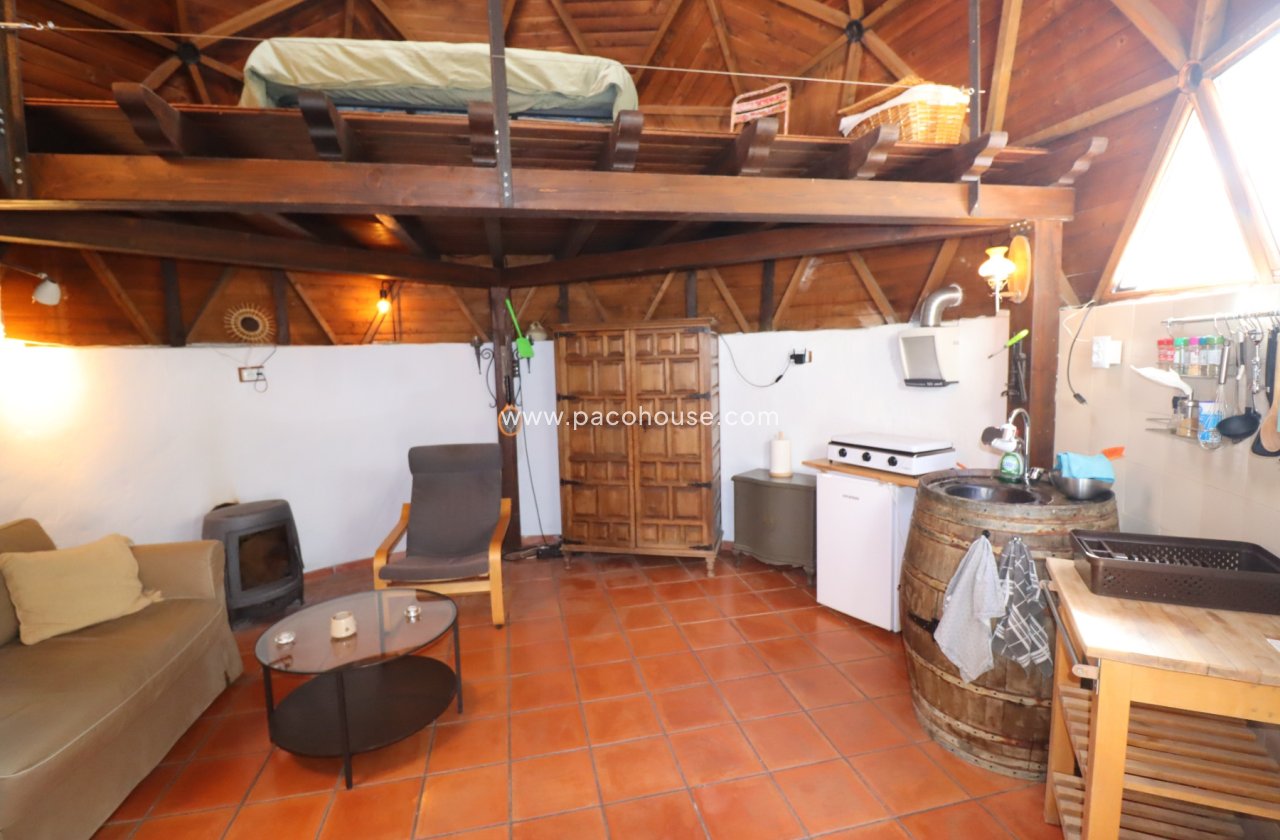 Resale - Country House -
La Parroquia