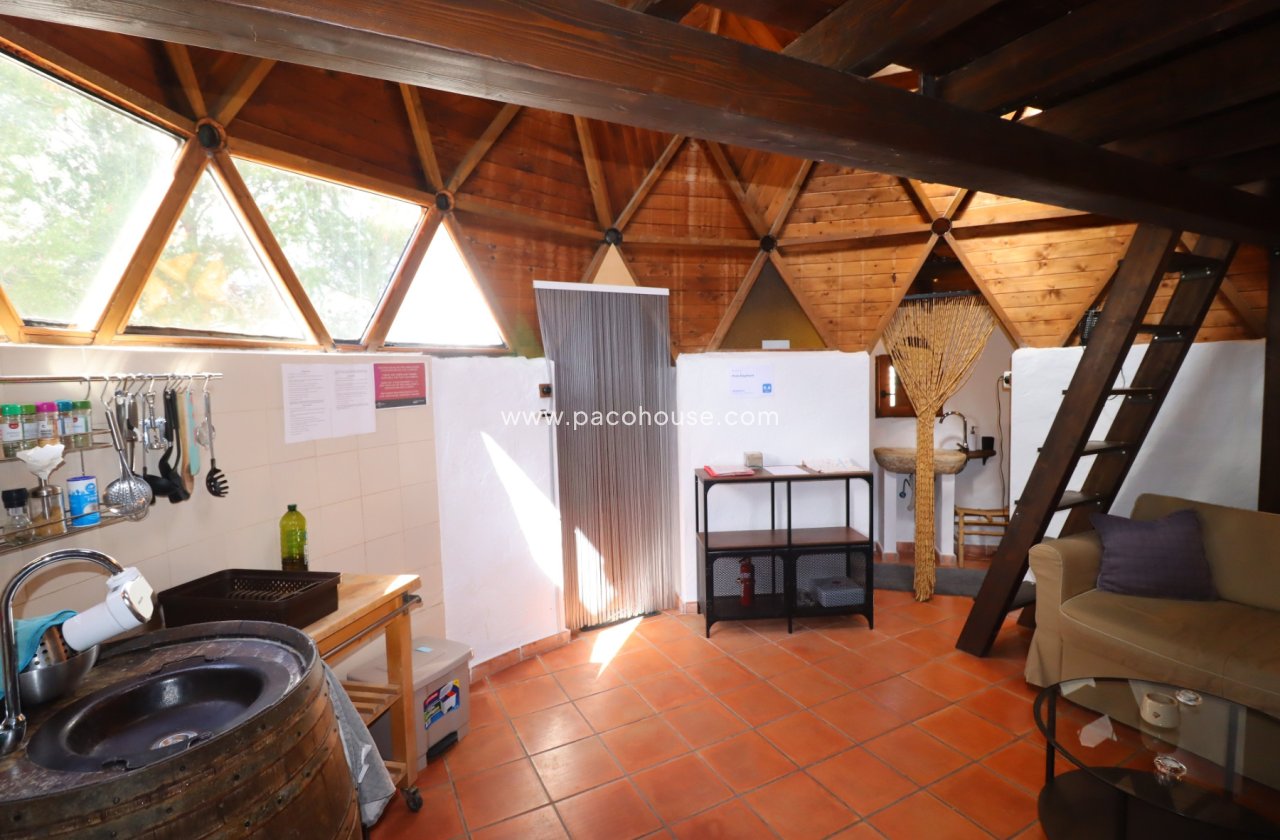 Resale - Country House -
La Parroquia